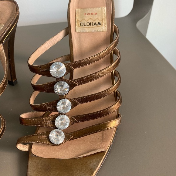 TODD ODLHAM Gold Kitten Heels with Rhinestone Detailing - Picture 3 of 4